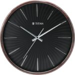 Titan Analog 32.5 cm X 32.5 cm Wall Clock(Brown, With Glass, Standard)