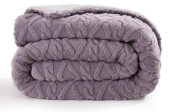 BSB HOME Flannel with Sherpa Luxurious Super Soft Fluffy Cozy Fuzzy Warm Reversible Double Bed Blanket for Heavy Winter 500GSM Blanket/Quilt Rajaai – Color- Levender, 230 x 220 Cm, Weight- 3kg