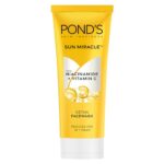 Pond’s Detan Face Wash for Tan Removal in Just 7 Days | Contains Vitamin C and Niacinamide | Facewash for All Skin Types, 100gm