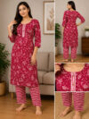 SHIFA TRADING Women Printed Straight Kurta(Red)