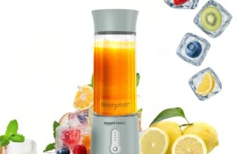 Amazon Basics Portable Hand Blender for Smoothies & Juices | USB Rechargeable | 6 Stainless Steel Blades | 500 ml Food Grade Jar | 1 year Warranty | 2×2000 mAh Batteries (Saga Green)