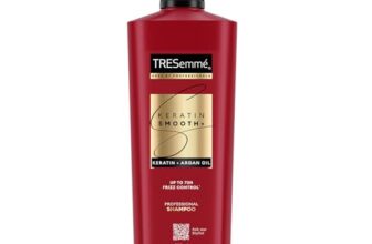 TRESemmé Keratin Smooth Shampoo 580 ML | 72H Frizz Control with Keratin Protein & Argan Oil | Paraben Free Smoothening Shampoo for Dry & Frizzy Hair