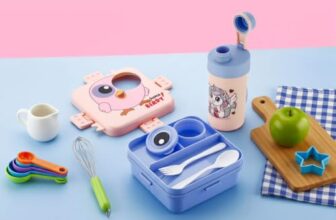 Clazkit Lunch Box with Sauce Container, Spoon & Water Bottle | Bento Style Lunch Set | BPA-Free Lunch Box Set for Office, School & Travel | Pink