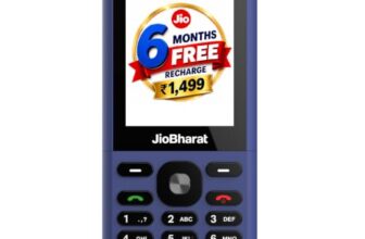 JioBharat B3 4G Keypad Phone with 6 Months Free Recharge | Safety Shield Feature | JioTV | JioHotstar | JioSaavn | JioPay (UPI & SoundPay) | Powerful 2000mAh Battery | Ash Blue | Locked Network